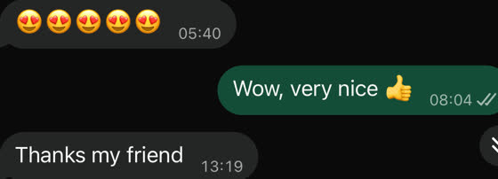 A buyer reacts with heart eyes emojis and thanks after delivery