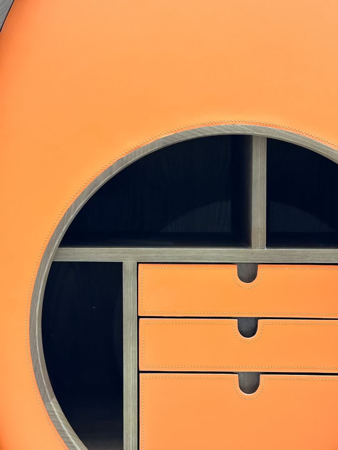 Circular statement cabinet — reference photo 4